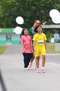 BIB: 389
                            <button type="button" onclick="openModal(3562251)" class="btn btn-primary btn-sm float-right btn-popup" data-toggle="modal" data-target=".modal-high-quality">
                        <i class="fas fa-shopping-cart"></i> Add to Cart
                    </button>
                                            <button type="button" onclick="isThisMe(3562251, true)" class="btn btn-success btn-sm float-right btn-popup btn-isme hidden" data-toggle="tooltip" data-placement="bottom" title="นี่คือรูปของคุณใช่ไหม คลิกที่นี่เพื่อเอาเข้าอัลบั้ม">
                        <i class="fas fa-plus"></i> Add to album
                    </button>
                    <button type="button" onclick="isThisMe(3562251, false)" class="btn btn-warning btn-sm float-right btn-popup btn-isnotme hidden">
                        <i class="fas fa-ban"></i> Remove from album
                    </button>